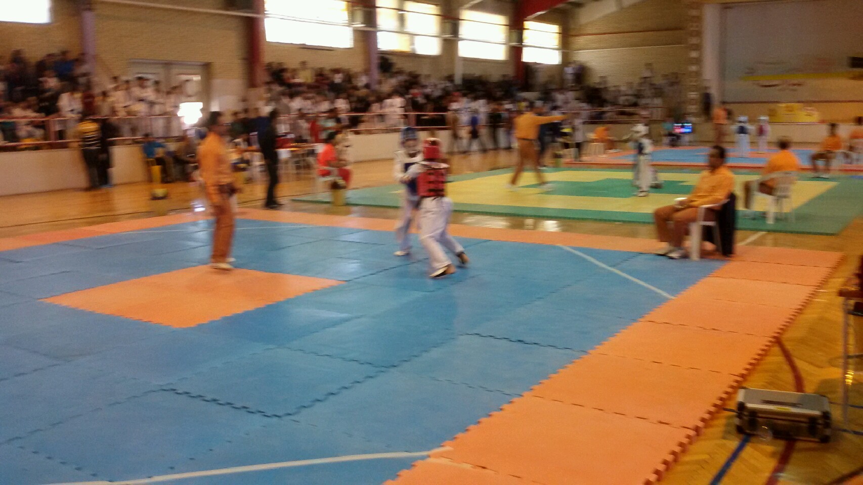 درخشش تیم آباده در مسابقات استانی تکواندو درخشش تیم آباده در مسابقات استانی تکواندو