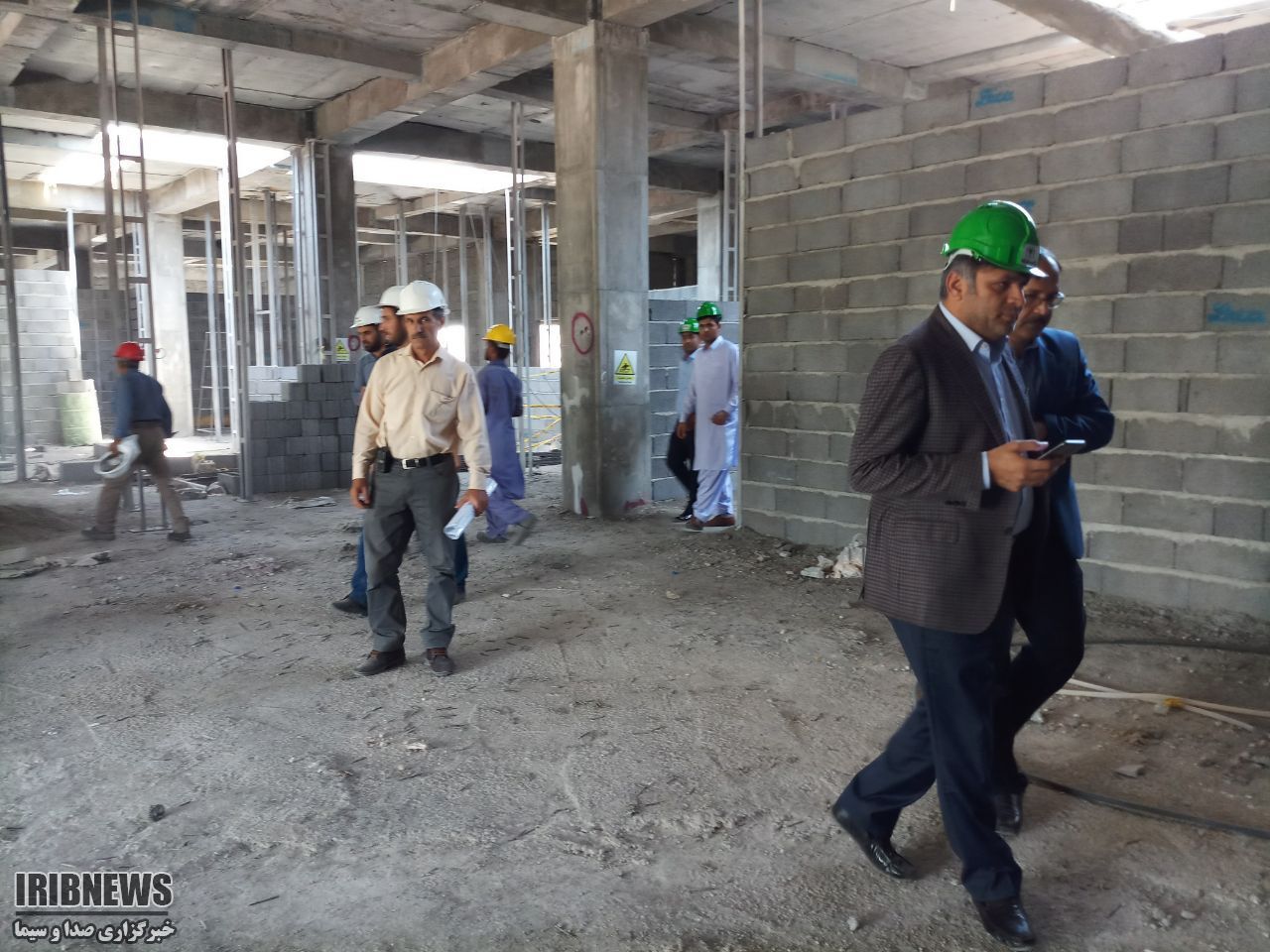 ساخت مرکزی درمانی برای مادر و کودک در ایرانشهر ساخت مرکزی درمانی برای مادر و کودک در ایرانشهر