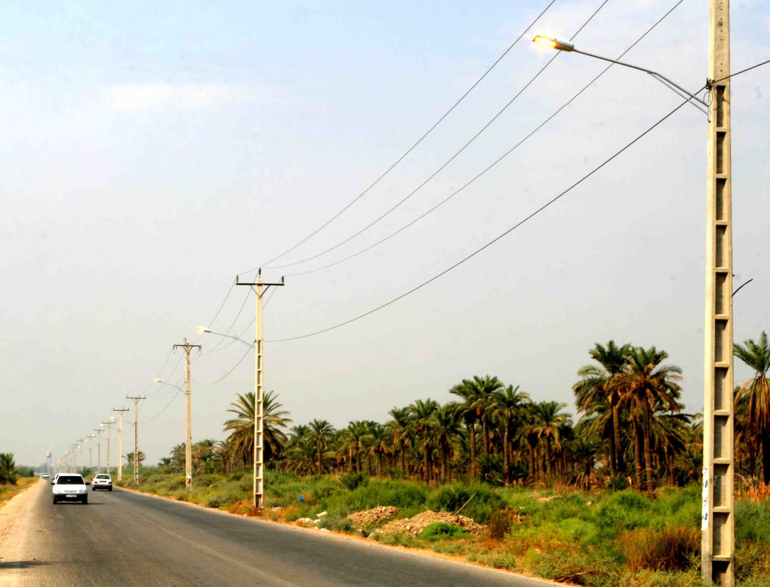 احداث ۱۲ کیلومترشبکه فشارمتوسط برق در مناطق روستائی