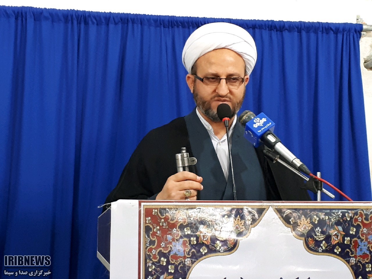 مبارزه با سلطه استکبار هدف قیام ۱۶ آذر مبارزه با سلطه استکبار هدف قیام ۱۶ آذر