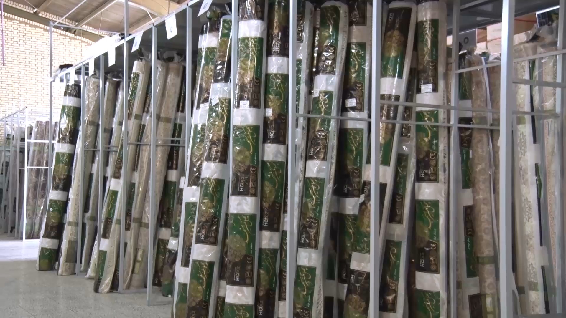 ارسال 93 تخته فرش ، قالیچه و گلیم به مناطق سیل زده شمال کشور ارسال 93 تخته فرش ، قالیچه و گلیم به مناطق سیل زده شمال کشور