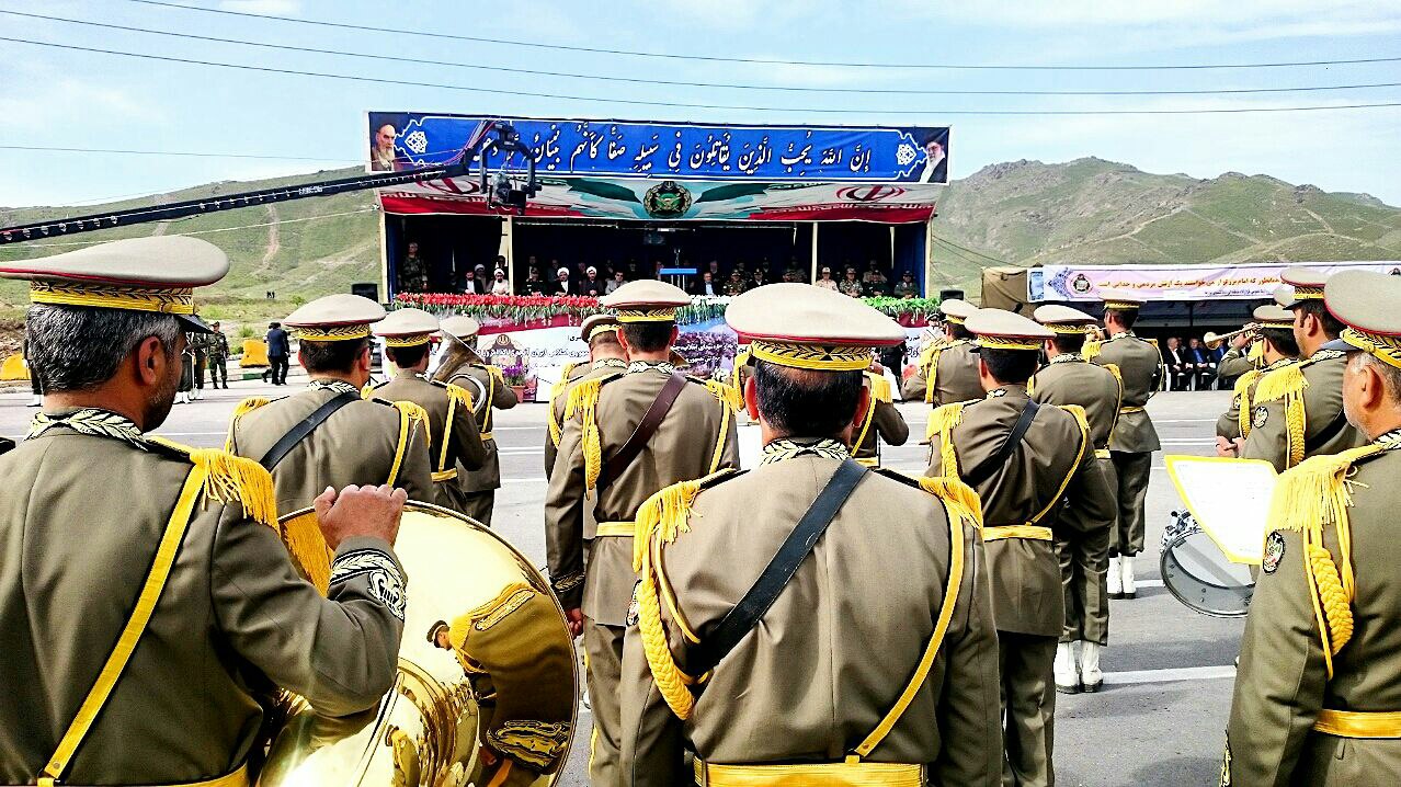 آغاز مراسم روز ارتش در مشهد مقدس