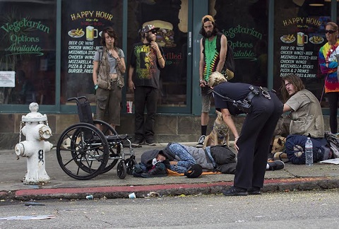 طرح محرمانه انگلیس برای اخراج کارتن خواب‌های غیرانگلیسی