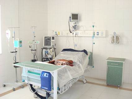 اولین بیمارستان اولین بیمارستان