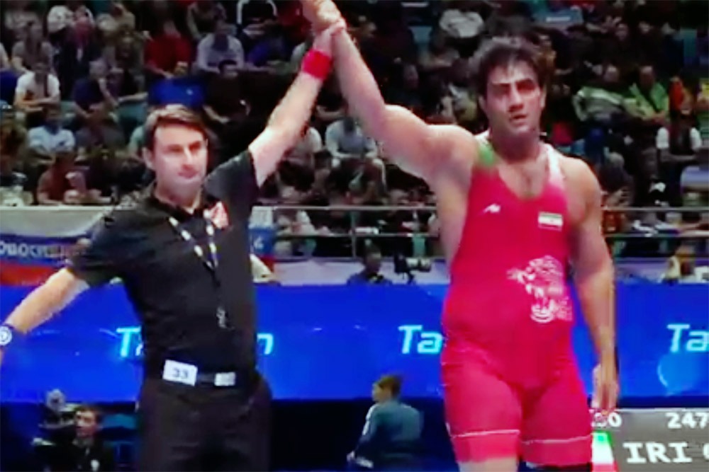 صعود کشتی گیر خوزستانی به مرحله یک چهارم نهایی صعود کشتی گیر خوزستانی به مرحله یک چهارم نهایی