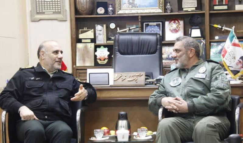 فرمانده انتظامی تهران بزرگ با فرمانده هوانیروز ارتش دیدار کرد فرمانده انتظامی تهران بزرگ با فرمانده هوانیروز ارتش دیدار کرد