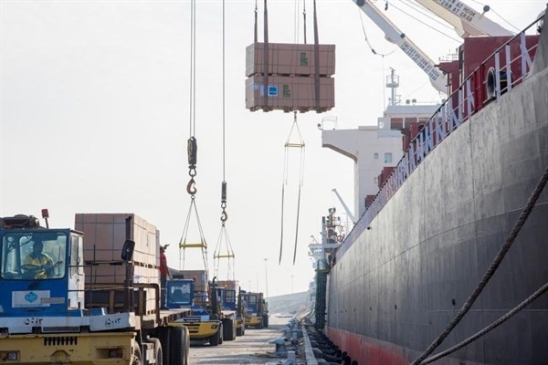 افزایش بارگیری کالای کانتینری صادراتی از بندر امام خمینی (ره) افزایش بارگیری کالای کانتینری صادراتی از بندر امام خمینی (ره)