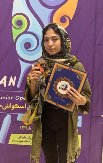 اسکواش باز شیرازی نائب قهرمان مسابقات اسکواش بانوان کشور