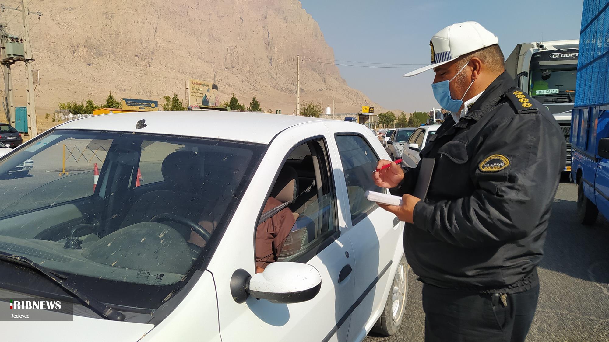 ۶۰ دستگاه اتومبیل متخلف اعمال قانون شدند