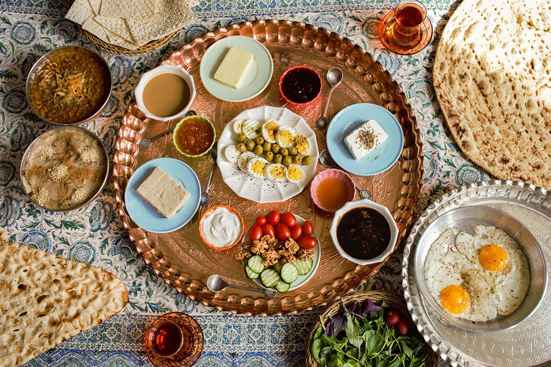 غذا‌های مناسب ماه رمضان از نظر طب سنتی