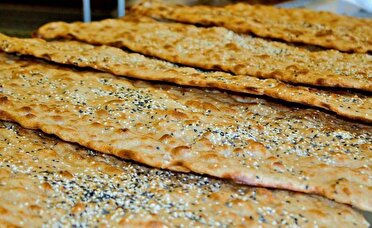 کنجد، پوششی برای گرانفروشی نان یا طعم بهتر آن؟