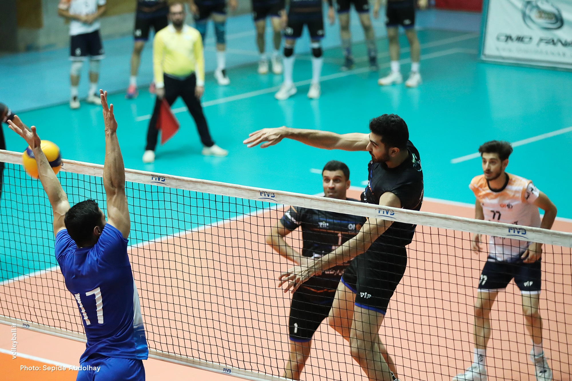 پیروزی نماینده نور در دیدار حساس پیروزی نماینده نور در دیدار حساس