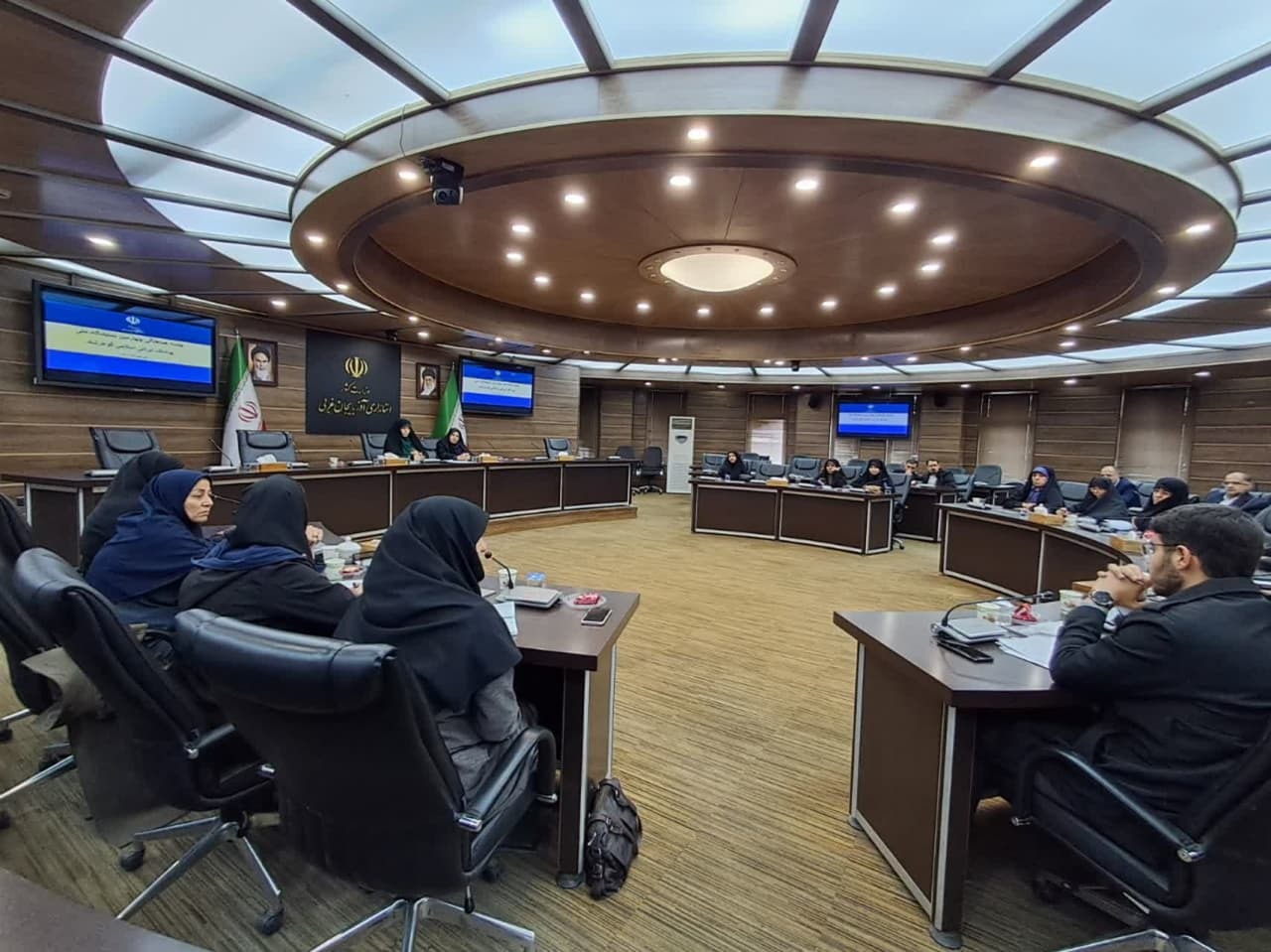 برگزاری چهارمین نمایشگاه ملی پوشاک ایرانی اسلامی گوهرشاد درارومیه برگزاری چهارمین نمایشگاه ملی پوشاک ایرانی اسلامی گوهرشاد درارومیه