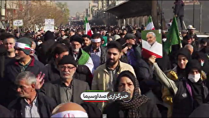 جلوه‌ های ویژه از حضور باشکوه مردم در راهپیمائی ۲۲ دی