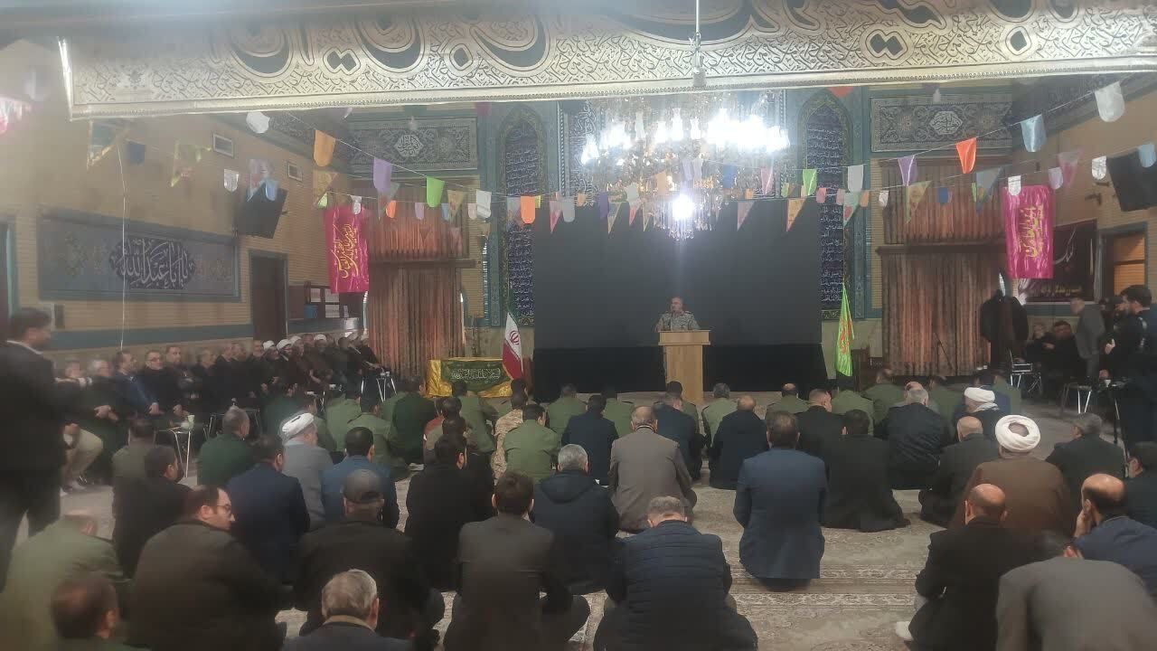 پاسداری از انقلاب و خدمتگزاری به مردم دو ویژگیِ بارز شخصیتیِ  سردار خرم بود