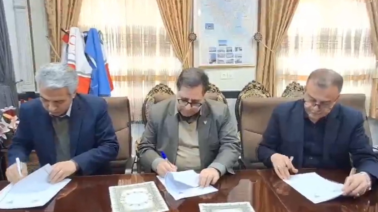 انعقاد تفاهم نامه راه اندازی قطار شهری میانه-تبریز