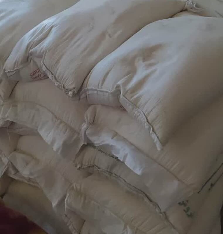 کشف ۷۲۰کیلوگرم آرد دولتی قاچاق در انباری درشهرستان لنجان