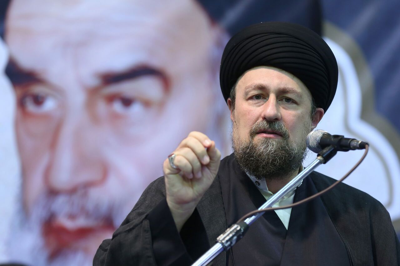 دنیاگریزی به معنای حضور در میانه میدان جهاد و شهادت است