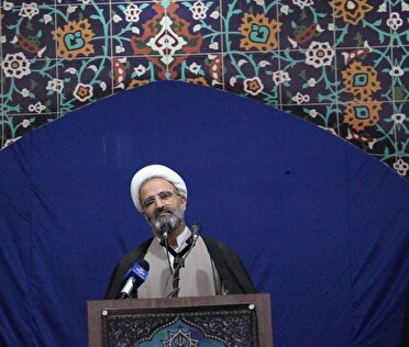 مکتب عاشورا الهام‌بخش ملت ایران
