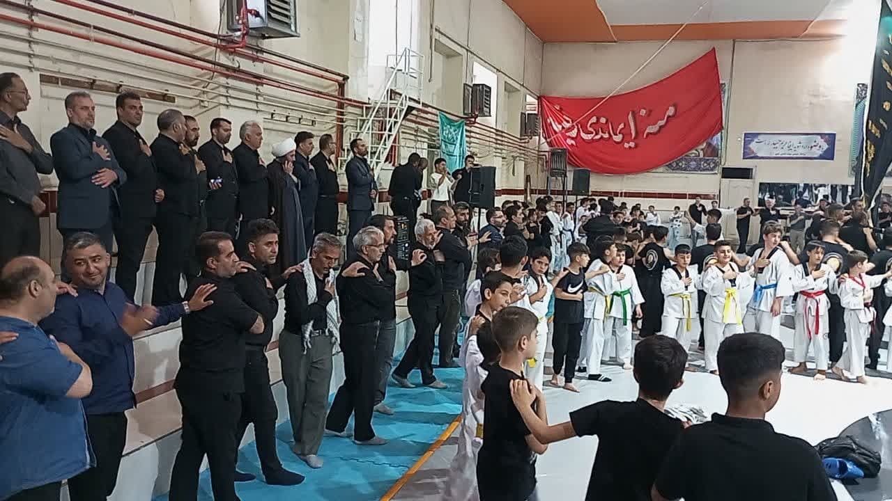 پیام آذری