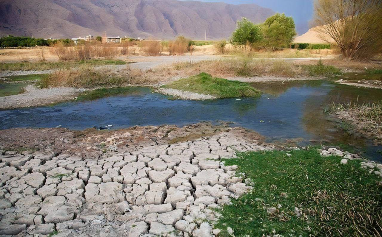کاهش ۲۸ درصدی بارش‌ها نسبت به بلندمدت
