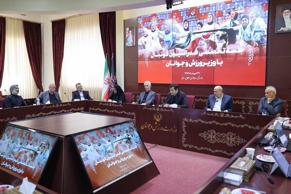 دیدار سرمربیان تیم‌های ملی فوتبال و فوتسال با وزیر ورزش