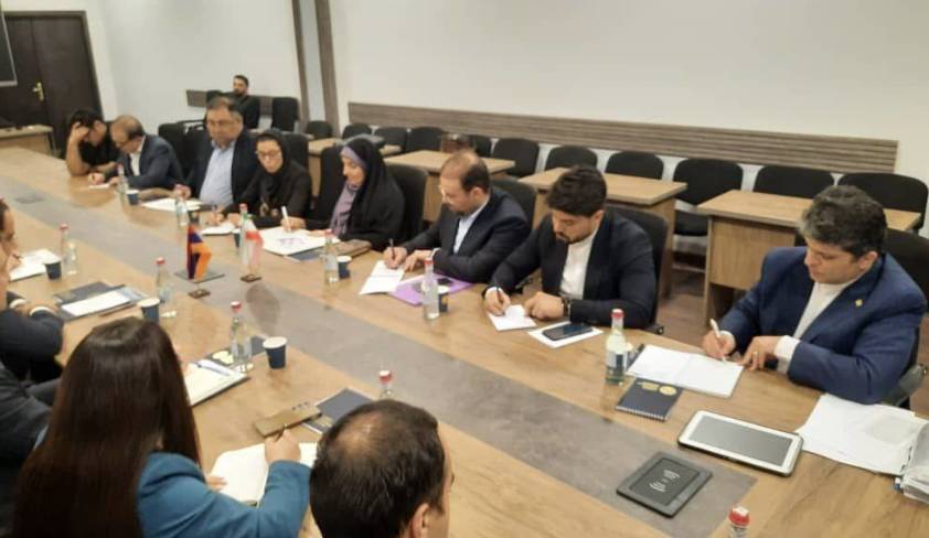 توافق ایران و ارمنستان برای توسعه کریدور‌های ترانزیتی