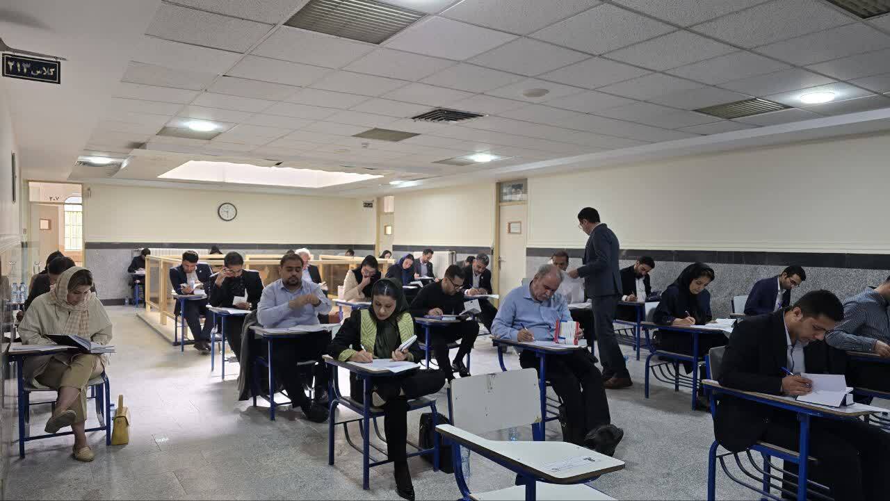 برگزاری آزمون اختبار کارآموزان کانون وکلای آذربایجان‌غربی