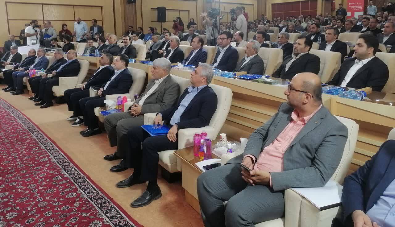 همایش تجلیل از صنعتگران و معدنکاران نمونه استان همایش تجلیل از صنعتگران و معدنکاران نمونه استان