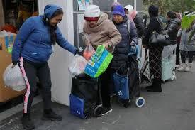 ابهام در پرداخت کمک‌هزینه غذایی ماهانه برای میلیون‌ها آمریکایی