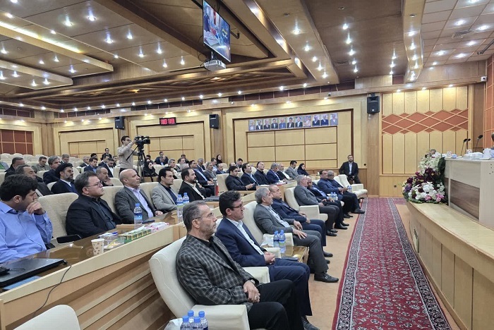 یکصد و هفتمین جلسه شورای گفتوگو دولت و بخش خصوصی استان یکصد و هفتمین جلسه شورای گفتوگو دولت و بخش خصوصی استان
