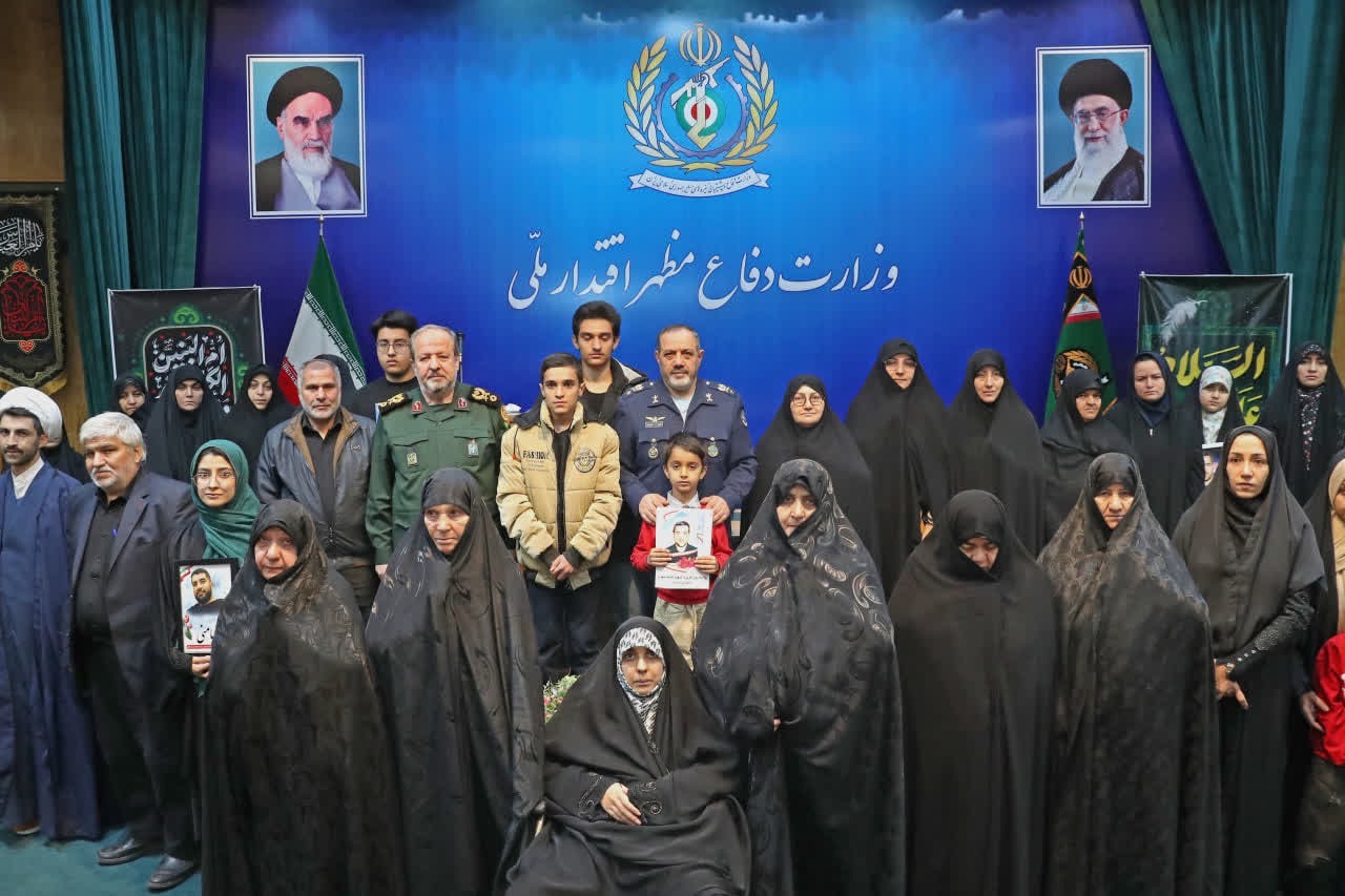 حزب‌الله در برابر جبهه تاریکی و شیطان هرگز تسلیم نمی‌شود