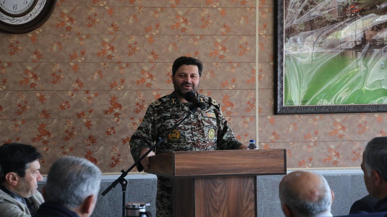 حفظ کرامت خانواده شهدا وظیفه همه مسئولان حفظ کرامت خانواده شهدا وظیفه همه مسئولان