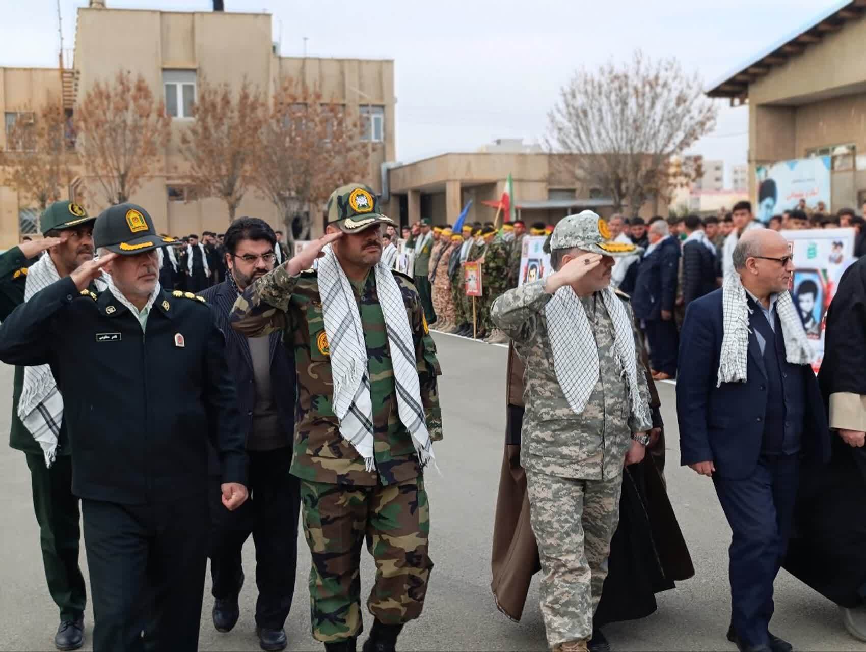 رزمایش اقتدار بسیج در سپاه سلماس رزمایش اقتدار بسیج در سپاه سلماس