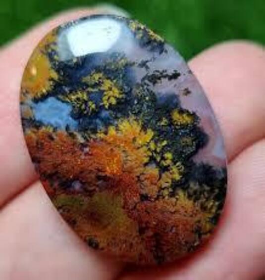 سنگ قیمتی عقیق پاییزی سه قلعه